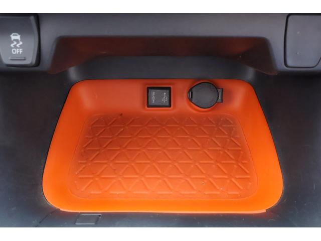 ＲＡＶ４ アドベンチャー　４ＷＤ　衝突被害軽減ブレーキ　純正９型ナビ　地デジＴＶ　バックカメラ　ＢＳＭ　スマートキー　レーダークルーズ　車線逸脱警報　クリアランスソナー　オートハイビーム　ＥＴＣ　パワーシート　パワーバックドア　ＬＥＤライト　横滑り防止装置　ワンオーナー（26枚目）