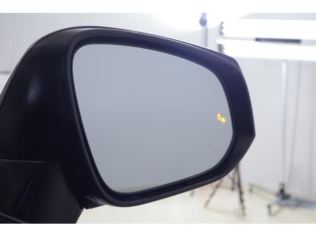 ＲＡＶ４ アドベンチャー　４ＷＤ　衝突被害軽減ブレーキ　純正９型ナビ　地デジＴＶ　バックカメラ　ＢＳＭ　スマートキー　レーダークルーズ　車線逸脱警報　クリアランスソナー　オートハイビーム　ＥＴＣ　パワーシート　パワーバックドア　ＬＥＤライト　横滑り防止装置　ワンオーナー（32枚目）