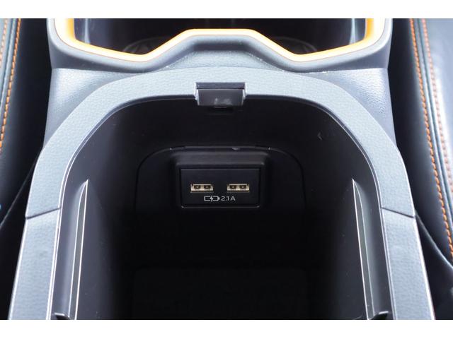 ＲＡＶ４ アドベンチャー　４ＷＤ　衝突被害軽減ブレーキ　純正９型ナビ　地デジＴＶ　バックカメラ　ＢＳＭ　スマートキー　レーダークルーズ　車線逸脱警報　クリアランスソナー　オートハイビーム　ＥＴＣ　パワーシート　パワーバックドア　ＬＥＤライト　横滑り防止装置　ワンオーナー（34枚目）