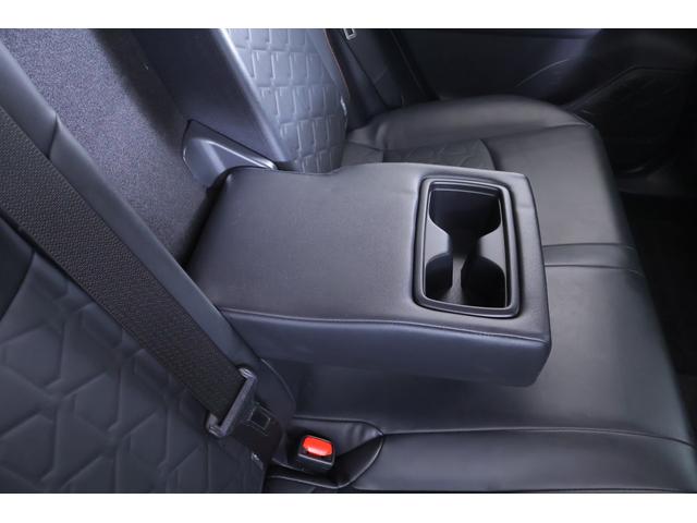 ＲＡＶ４ アドベンチャー　４ＷＤ　衝突被害軽減ブレーキ　純正９型ナビ　地デジＴＶ　バックカメラ　ＢＳＭ　スマートキー　レーダークルーズ　車線逸脱警報　クリアランスソナー　オートハイビーム　ＥＴＣ　パワーシート　パワーバックドア　ＬＥＤライト　横滑り防止装置　ワンオーナー（40枚目）