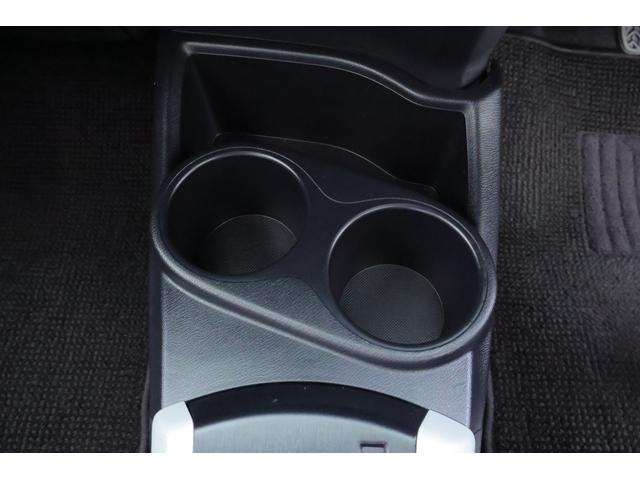 アクア Ｓ　純正ＳＤナビＴＶ　バックカメラ　スマートキー　ＥＴＣ　電動格納ミラー　Ｂｌｕｅｔｏｏｔｈ接続　横滑り防止装置　ワンオーナー（20枚目）