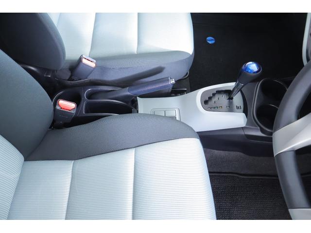 アクア Ｓ　純正ＳＤナビＴＶ　バックカメラ　スマートキー　ＥＴＣ　電動格納ミラー　Ｂｌｕｅｔｏｏｔｈ接続　横滑り防止装置　ワンオーナー（26枚目）