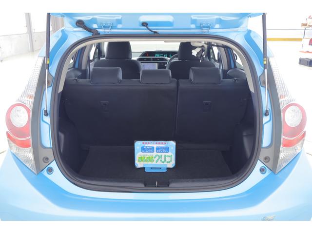 アクア Ｓ　純正ＳＤナビＴＶ　バックカメラ　スマートキー　ＥＴＣ　電動格納ミラー　Ｂｌｕｅｔｏｏｔｈ接続　横滑り防止装置　ワンオーナー（32枚目）