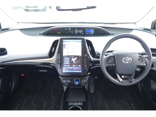 プリウス Ａツーリングセレクション　純正１１．６インチナビ　地デジＴＶ　バックカメラ　ＢＳＭ　衝突被害軽減ブレーキ　レーダークルーズ　車線逸脱警報　スマートキー　ＥＴＣ２．０　オートハイビーム　クリアランスソナー　シートヒーター　ＡＣ１００Ｖ－１５００Ｗ　ドラレコ（12枚目）