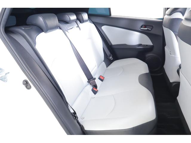 プリウス Ａツーリングセレクション　純正１１．６インチナビ　地デジＴＶ　バックカメラ　ＢＳＭ　衝突被害軽減ブレーキ　レーダークルーズ　車線逸脱警報　スマートキー　ＥＴＣ２．０　オートハイビーム　クリアランスソナー　シートヒーター　ＡＣ１００Ｖ－１５００Ｗ　ドラレコ（42枚目）