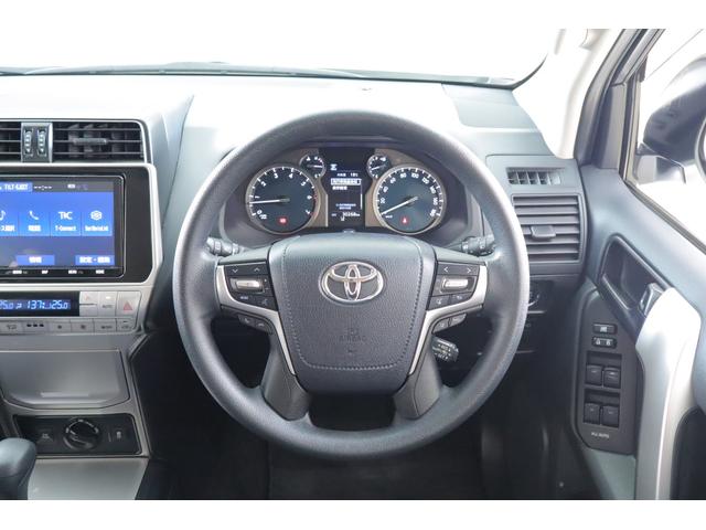 ランドクルーザープラド ＴＸ　４ＷＤ　衝突被害軽減ブレーキ　純正９型ナビ　地デジＴＶ　バックカメラ　スマートキー　ＥＴＣ２．０　レーダークルーズ　車線逸脱警報　オートハイビーム　先行車発進告知機能　クリアランスソナー　Ｂｌｕｅｔｏｏｔｈ接続　ドラレコ　ＬＥＤヘッドライト　横滑り防止装置（13枚目）