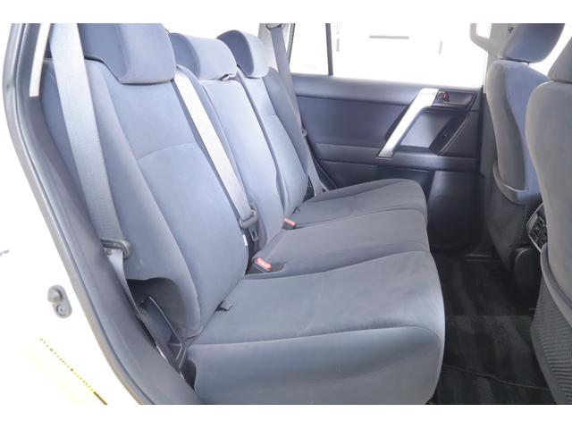 ランドクルーザープラド ＴＸ　４ＷＤ　衝突被害軽減ブレーキ　純正９型ナビ　地デジＴＶ　バックカメラ　スマートキー　ＥＴＣ２．０　レーダークルーズ　車線逸脱警報　オートハイビーム　先行車発進告知機能　クリアランスソナー　Ｂｌｕｅｔｏｏｔｈ接続　ドラレコ　ＬＥＤヘッドライト　横滑り防止装置（38枚目）