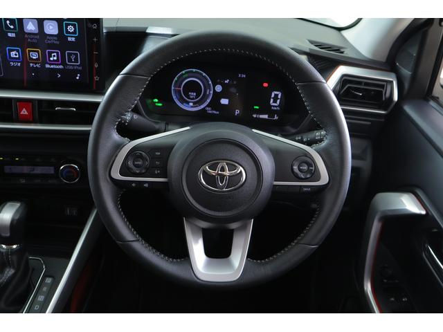 ライズ Ｇ　衝突被害軽減ブレーキ　純正９インチＤＡ　地デジＴＶ　バックカメラ　スマートキー　オートハイビーム　車線逸脱警報　コーナーセンサー　Ｂｌｕｅｔｏｏｔｈ接続　先行車発進告知機能　ＬＥＤヘッドライト　純正アルミ　横滑り防止装置　ワンオーナー（13枚目）