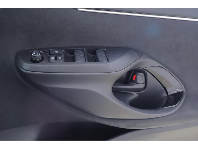 ヤリスクロス ハイブリッドZ アドベンチャー 衝突被害軽減ブレーキ BSM 純正8インチDA 地デジTV 全周囲カメラ レーダークルーズ 車線逸脱警報 オートハイビーム クリアランスソナー シートヒーター ステアリングヒーター 前後ドラレコ LEDヘッドライト ワンオーナー(35枚目)