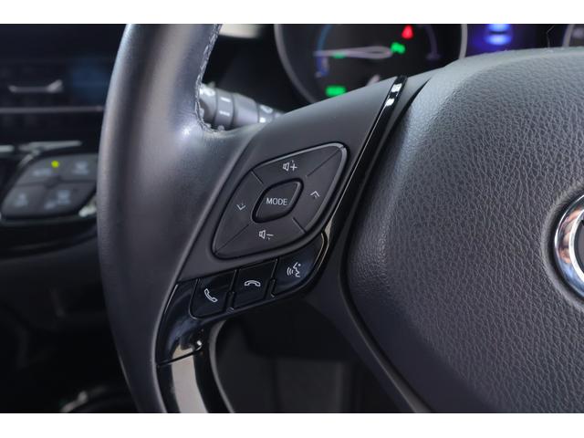 Ｃ－ＨＲ Ｇ　衝突被害軽減ブレーキ　純正９インチナビ　地デジＴＶ　バックカメラ　ＢＳＭ　スマートキー　ＥＴＣ２．０　レーダークルーズ　車線逸脱警報　オートハイビーム　クリアランスソナー　シートヒーター　Ｂｌｕｅｔｏｏｔｈ接続　ドラレコ　ＬＥＤライト　ワンオーナー（21枚目）