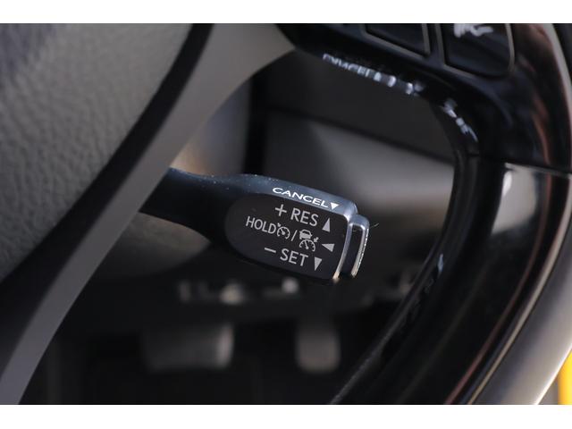 Ｃ－ＨＲ Ｇ　衝突被害軽減ブレーキ　純正９インチナビ　地デジＴＶ　バックカメラ　ＢＳＭ　スマートキー　ＥＴＣ２．０　レーダークルーズ　車線逸脱警報　オートハイビーム　クリアランスソナー　シートヒーター　Ｂｌｕｅｔｏｏｔｈ接続　ドラレコ　ＬＥＤライト　ワンオーナー（23枚目）