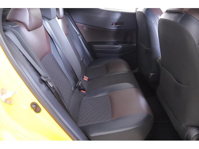 Ｃ－ＨＲ Ｇ　衝突被害軽減ブレーキ　純正９インチナビ　地デジＴＶ　バックカメラ　ＢＳＭ　スマートキー　ＥＴＣ２．０　レーダークルーズ　車線逸脱警報　オートハイビーム　クリアランスソナー　シートヒーター　Ｂｌｕｅｔｏｏｔｈ接続　ドラレコ　ＬＥＤライト　ワンオーナー（38枚目）