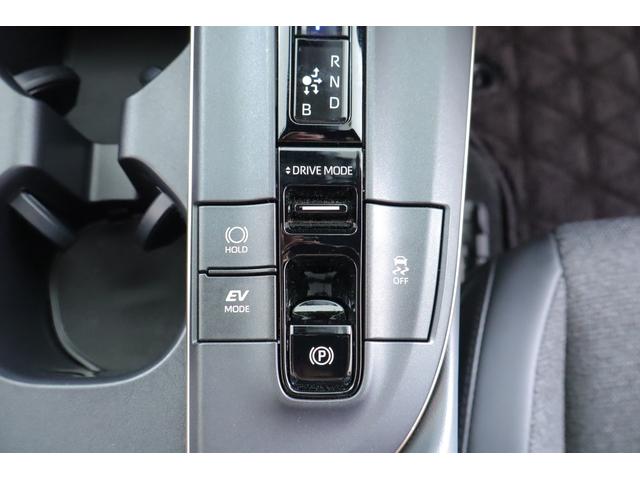 クラウンクロスオーバー Ｇアドバンスド　４ＷＤ　ＧＲフルエアロ　衝突被害軽減ブレーキ　１２．３インチＤＡ　地デジＴＶ　全周囲カメラ　ＢＳＭ　レーダークルーズ　クリアランスソナー　車線逸脱警報　オートハイビーム　ＥＴＣ　前後ドラレコ　ＡＣ１００Ｖ－１５００Ｗ　パワートランク　バイトーン（32枚目）