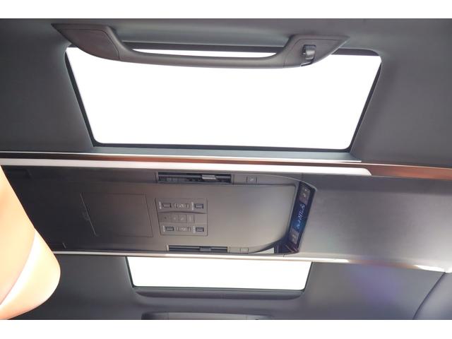 ヴェルファイアハイブリッド Z プレミア 4WD サンルーフ 衝突被害軽減ブレーキ 14インチDAナビ地デジ 全周囲カメラ BSM レーダークルーズ 車線逸脱警報 クリアランスソナー デジタルミラー シートヒーター&クール AC100Vー1500W パワーバックドア 3眼LEDライト(35枚目)