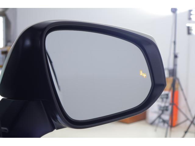 ヴェルファイアハイブリッド ゴールデンアイズII 4WD 衝突被害軽減ブレーキ BSM レーダークルーズ JBLプレミアムナビ 地デジTV 全周囲カメラ 13.3インチリアエンター ETC2.0 デジタルミラー 前後ドラレコ AC100V-1500W 3眼LEDライト パワーバックドア(40枚目)