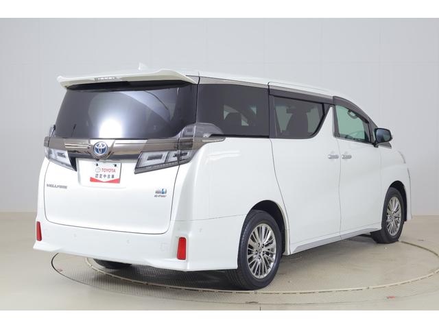 ヴェルファイアハイブリッド ゴールデンアイズII 4WD 衝突被害軽減ブレーキ BSM レーダークルーズ JBLプレミアムナビ 地デジTV 全周囲カメラ 13.3インチリアエンター ETC2.0 デジタルミラー 前後ドラレコ AC100V-1500W 3眼LEDライト パワーバックドア(55枚目)