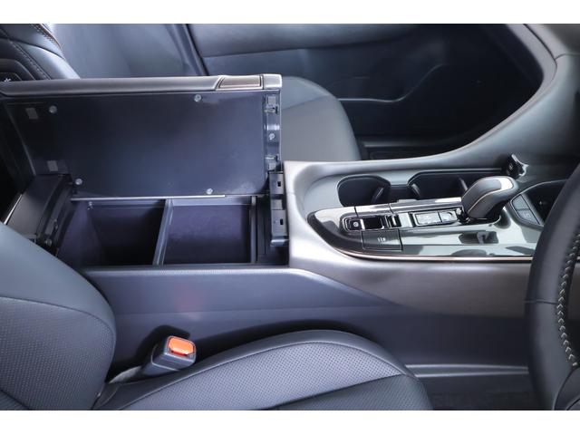 クラウンクロスオーバー RS ランドスケープ 4WD 12.3インチDAナビ地デジ 全周囲カメラ BSM レーダークルーズ 衝突被害軽減ブレーキ 車線逸脱警報 クリアランスソナー 本革 シートヒーター&クール AC100V-1500W 前後ドラレコ 4眼LEDライト バイトーン(41枚目)