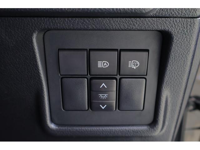 ランドクルーザープラド TX Lパッケージ 70thアニバーサリーリミテッド 4WD サンルーフ 衝突被害軽減ブレーキ 純正9型ナビ 地デジTV バックカメラ ETC2.0 レーダークルーズ 車線逸脱警報 オートハイビーム 本革 シートヒーター&クール クリアランスソナー 前後ドラレコ(29枚目)