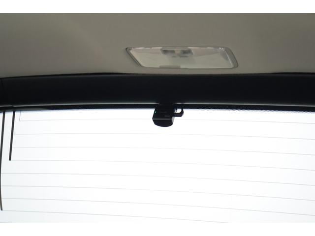 ランドクルーザープラド TX Lパッケージ 70thアニバーサリーリミテッド 4WD サンルーフ 衝突被害軽減ブレーキ 純正9型ナビ 地デジTV バックカメラ ETC2.0 レーダークルーズ 車線逸脱警報 オートハイビーム 本革 シートヒーター&クール クリアランスソナー 前後ドラレコ(35枚目)