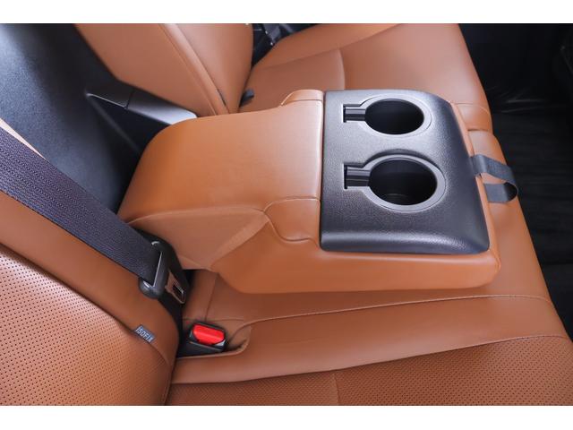 ランドクルーザープラド TX Lパッケージ 70thアニバーサリーリミテッド 4WD サンルーフ 衝突被害軽減ブレーキ 純正9型ナビ 地デジTV バックカメラ ETC2.0 レーダークルーズ 車線逸脱警報 オートハイビーム 本革 シートヒーター&クール クリアランスソナー 前後ドラレコ(43枚目)