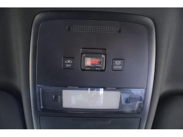 クラウンハイブリッド RSアドバンス 衝突被害軽減ブレーキ 純正ナビ 地デジTV 全周囲カメラ BSM レーダークルーズ オートハイビーム 車線逸脱警報 クリアランスソナー ETC2.0 本革 シートヒーター&クール パワーシート AC100V電源 ドラレコ 3眼LEDライト(37枚目)