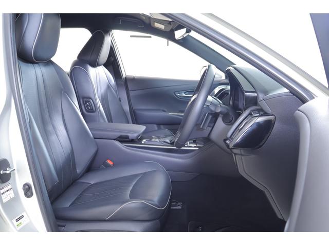 クラウンハイブリッド RSアドバンス 衝突被害軽減ブレーキ 純正ナビ 地デジTV 全周囲カメラ BSM レーダークルーズ オートハイビーム 車線逸脱警報 クリアランスソナー ETC2.0 本革 シートヒーター&クール パワーシート AC100V電源 ドラレコ 3眼LEDライト(43枚目)