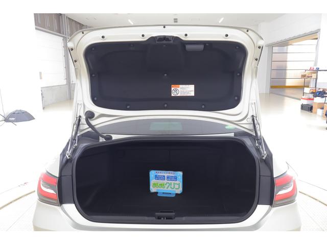 クラウンハイブリッド RSアドバンス 衝突被害軽減ブレーキ 純正ナビ 地デジTV 全周囲カメラ BSM レーダークルーズ オートハイビーム 車線逸脱警報 クリアランスソナー ETC2.0 本革 シートヒーター&クール パワーシート AC100V電源 ドラレコ 3眼LEDライト(50枚目)