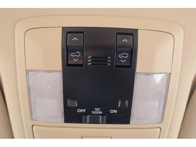 ランドクルーザープラド TX Lパッケージ マットブラックエディション 4WD サンルーフ 衝突被害軽減ブレーキ 純正9型ナビ 地デジTV バックカメラ レーダークルーズ 車線逸脱警報 オートハイビーム 本革 シートヒーター&クール クリアランスソナー 前後ドラレコ ワンオーナー(32枚目)