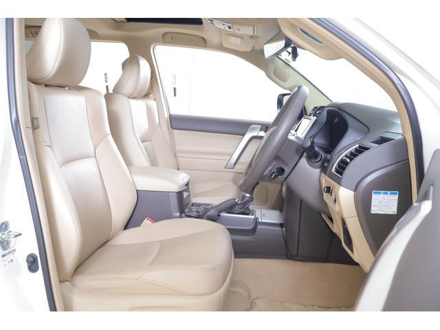 ランドクルーザープラド TX Lパッケージ マットブラックエディション 4WD サンルーフ 衝突被害軽減ブレーキ 純正9型ナビ 地デジTV バックカメラ レーダークルーズ 車線逸脱警報 オートハイビーム 本革 シートヒーター&クール クリアランスソナー 前後ドラレコ ワンオーナー(39枚目)