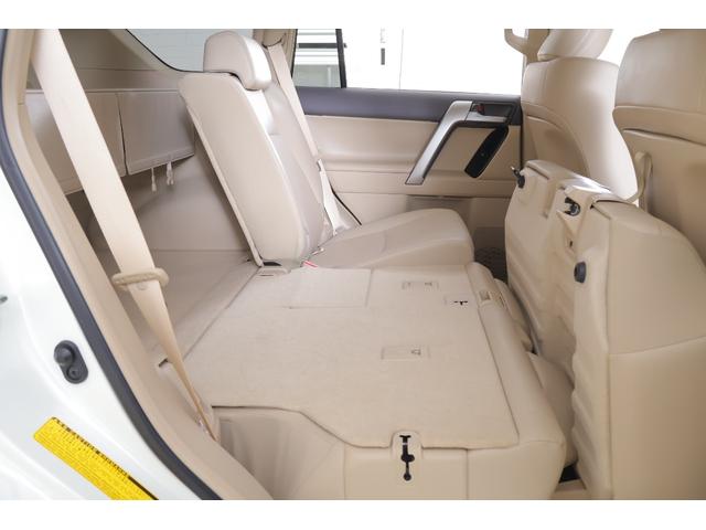 ランドクルーザープラド TX Lパッケージ マットブラックエディション 4WD サンルーフ 衝突被害軽減ブレーキ 純正9型ナビ 地デジTV バックカメラ レーダークルーズ 車線逸脱警報 オートハイビーム 本革 シートヒーター&クール クリアランスソナー 前後ドラレコ ワンオーナー(46枚目)