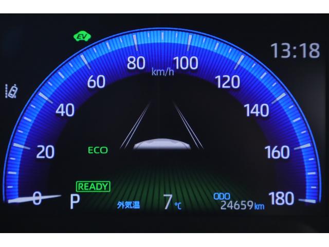 カローラスポーツ ハイブリッドＧ　Ｚ　衝突被害軽減ブレーキ　純正９インチナビ　地デジＴＶ　バックカメラ　スマートキー　ＥＴＣ　レーダークルーズ　車線逸脱警報　オートハイビーム　Ｂｌｕｅｔｏｏｔｈ接続　ＬＥＤヘッドライト　純正１８インチＡＷ　横滑り防止装置（18枚目）