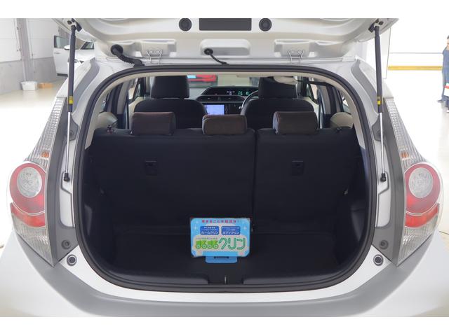 アクア G 純正SDナビ 地デジTV スマートキー ETC 電動格納ミラー Bluetooth接続 純正アルミ 横滑り防止装置 ワンオーナー(34枚目)