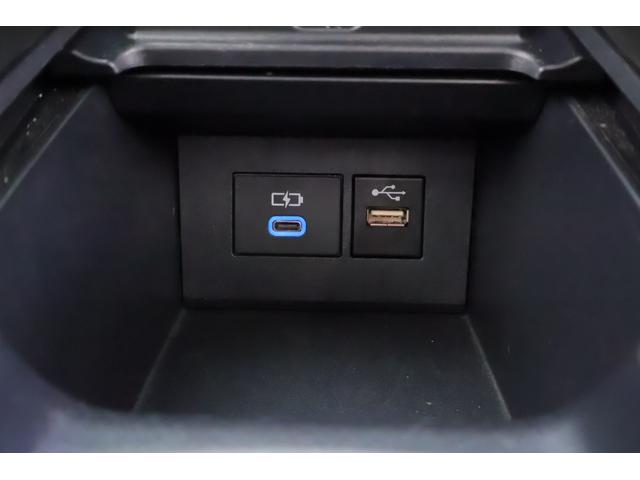 アクア Z 衝突被害軽減ブレーキ 純正10.5型DAナビ 地デジTV 全周囲カメラ BSM レーダークルーズ オートハイビーム ETC2.0 前後ドラレコ 車線逸脱警報 クリアランスソナー LEDライト シートヒーター AC100V1500W 横滑防止装置 ワンオーナー(39枚目)