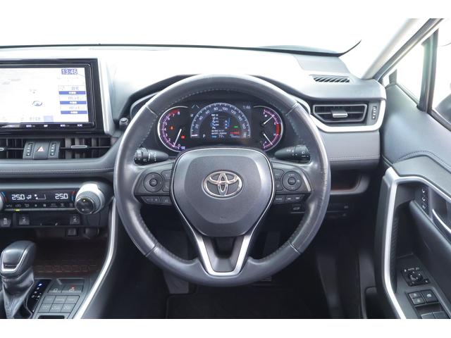 RAV4 G 4WD モデリスタフルエアロ 衝突被害軽減ブレーキ 純正9インチナビ 地デジTV バックカメラ BSM レーダークルーズ 車線逸脱警報 クリアランスソナー オートハイビーム ETC2.0 ドラレコ シートヒーター ステアリングヒーター パワーバックドア(13枚目)