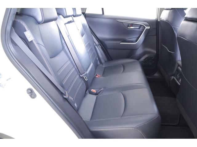 RAV4 G 4WD モデリスタフルエアロ 衝突被害軽減ブレーキ 純正9インチナビ 地デジTV バックカメラ BSM レーダークルーズ 車線逸脱警報 クリアランスソナー オートハイビーム ETC2.0 ドラレコ シートヒーター ステアリングヒーター パワーバックドア(39枚目)