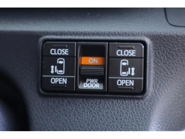 シエンタ G 衝突被害軽減ブレーキ 純正9インチナビ 地デジTV 全周囲カメラ スマートキー ETC2.0 クリアランスソナー 車線逸脱警報 オートハイビーム 両側電動ドア ドラレコ 先行車発進告知機能 Bluetooth接続 LEDライト 横滑防止装置 当社社用車(29枚目)