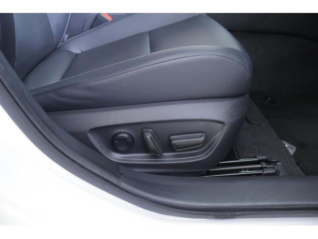 プリウス Ｚ　４ＷＤ　モデリスタフルエアロ　衝突被害軽減ブレーキ　パノラマルーフ　１２．３インチＤＡ　地デジＴＶ　全周囲カメラ　ＢＳＭ　レーダークルーズ　車線逸脱警報　ＥＴＣ２．０　シートヒーター＆クール　ＡＣ１００Ｖー１５００Ｗ　デジタルミラー　前後ドラレコ（44枚目）