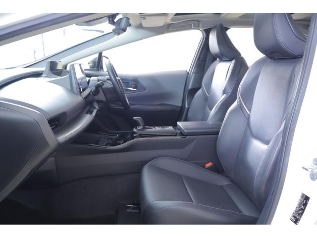 プリウス Ｚ　４ＷＤ　モデリスタフルエアロ　衝突被害軽減ブレーキ　パノラマルーフ　１２．３インチＤＡ　地デジＴＶ　全周囲カメラ　ＢＳＭ　レーダークルーズ　車線逸脱警報　ＥＴＣ２．０　シートヒーター＆クール　ＡＣ１００Ｖー１５００Ｗ　デジタルミラー　前後ドラレコ（45枚目）