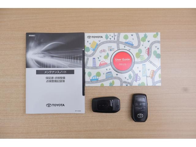 プリウス Ｚ　４ＷＤ　モデリスタフルエアロ　衝突被害軽減ブレーキ　パノラマルーフ　１２．３インチＤＡ　地デジＴＶ　全周囲カメラ　ＢＳＭ　レーダークルーズ　車線逸脱警報　ＥＴＣ２．０　シートヒーター＆クール　ＡＣ１００Ｖー１５００Ｗ　デジタルミラー　前後ドラレコ（59枚目）