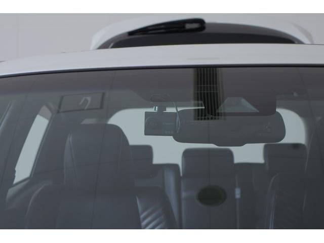 ハリアー プログレス　メタルアンド　レザーパッケージ　モデリスタエアロ　衝突被害軽減ブレーキ　サンルーフ　純正ＪＢＬプレミアムナビ　地デジＴＶ　全周囲カメラ　レーダークルーズ　ＥＴＣ　クリアランスソナー　車線逸脱警報　シートヒーター＆クール　パワーバックドア　前後ドラレコ（35枚目）