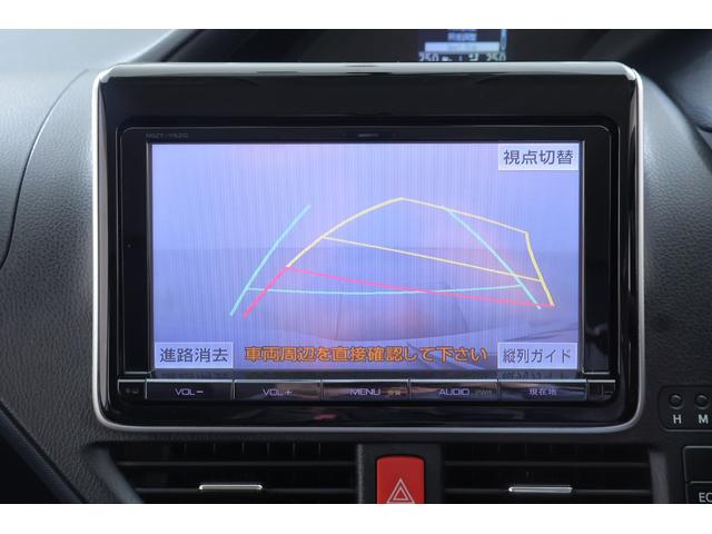 ヴォクシー ＺＳ　４ＷＤ　純正９インチナビ　地デジＴＶ　バックカメラ　後席モニター　スマートキー　ＥＴＣ　コーナーセンサー　両側電動スライドドア　Ｂｌｕｅｔｏｏｔｈ接続　アイドリングストップ　ＬＥＤヘッドライト　純正アルミ　横滑り防止装置（15枚目）