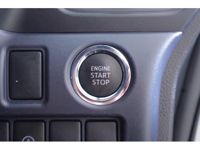 ヴォクシー ＺＳ　４ＷＤ　純正９インチナビ　地デジＴＶ　バックカメラ　後席モニター　スマートキー　ＥＴＣ　コーナーセンサー　両側電動スライドドア　Ｂｌｕｅｔｏｏｔｈ接続　アイドリングストップ　ＬＥＤヘッドライト　純正アルミ　横滑り防止装置（22枚目）