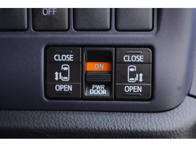 ヴォクシー ＺＳ　４ＷＤ　純正９インチナビ　地デジＴＶ　バックカメラ　後席モニター　スマートキー　ＥＴＣ　コーナーセンサー　両側電動スライドドア　Ｂｌｕｅｔｏｏｔｈ接続　アイドリングストップ　ＬＥＤヘッドライト　純正アルミ　横滑り防止装置（24枚目）