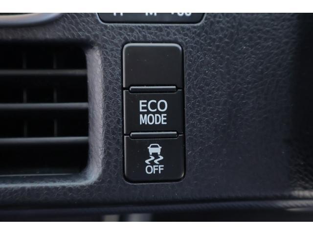 ヴォクシー ＺＳ　４ＷＤ　純正９インチナビ　地デジＴＶ　バックカメラ　後席モニター　スマートキー　ＥＴＣ　コーナーセンサー　両側電動スライドドア　Ｂｌｕｅｔｏｏｔｈ接続　アイドリングストップ　ＬＥＤヘッドライト　純正アルミ　横滑り防止装置（26枚目）