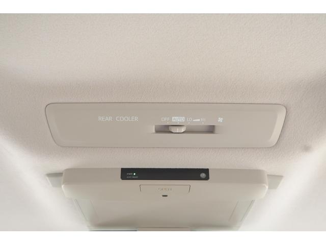 ヴォクシー ＺＳ　４ＷＤ　純正９インチナビ　地デジＴＶ　バックカメラ　後席モニター　スマートキー　ＥＴＣ　コーナーセンサー　両側電動スライドドア　Ｂｌｕｅｔｏｏｔｈ接続　アイドリングストップ　ＬＥＤヘッドライト　純正アルミ　横滑り防止装置（28枚目）