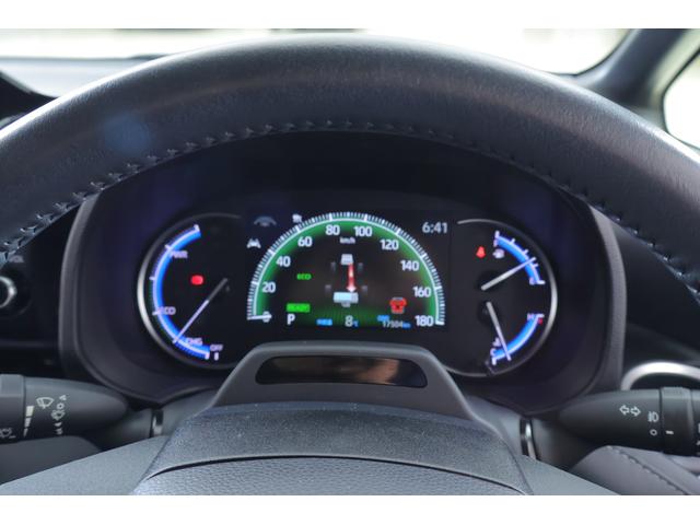 ノア ハイブリッドＳ－Ｚ　衝突被害軽減ブレーキ　１０．５型ＤＡナビ　地デジＴＶ　全周囲カメラ　後席モニター　ＥＴＣ２．０　デジタルミラー　ＢＳＭ　レーダークルーズ　車線逸脱警報　オートハイビーム　クリアランスソナー　両側電動ドア　シートヒーター　ＡＣ１００Ｖ１５００Ｗ（20枚目）