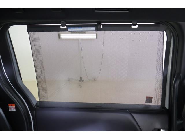 ノア ハイブリッドＳ－Ｚ　衝突被害軽減ブレーキ　１０．５型ＤＡナビ　地デジＴＶ　全周囲カメラ　後席モニター　ＥＴＣ２．０　デジタルミラー　ＢＳＭ　レーダークルーズ　車線逸脱警報　オートハイビーム　クリアランスソナー　両側電動ドア　シートヒーター　ＡＣ１００Ｖ１５００Ｗ（51枚目）