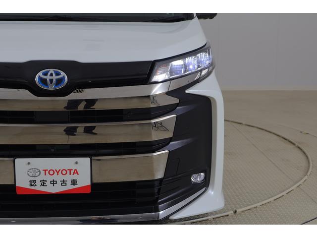 ノア ハイブリッドＳ－Ｚ　衝突被害軽減ブレーキ　１０．５型ＤＡナビ　地デジＴＶ　全周囲カメラ　後席モニター　ＥＴＣ２．０　デジタルミラー　ＢＳＭ　レーダークルーズ　車線逸脱警報　オートハイビーム　クリアランスソナー　両側電動ドア　シートヒーター　ＡＣ１００Ｖ１５００Ｗ（61枚目）