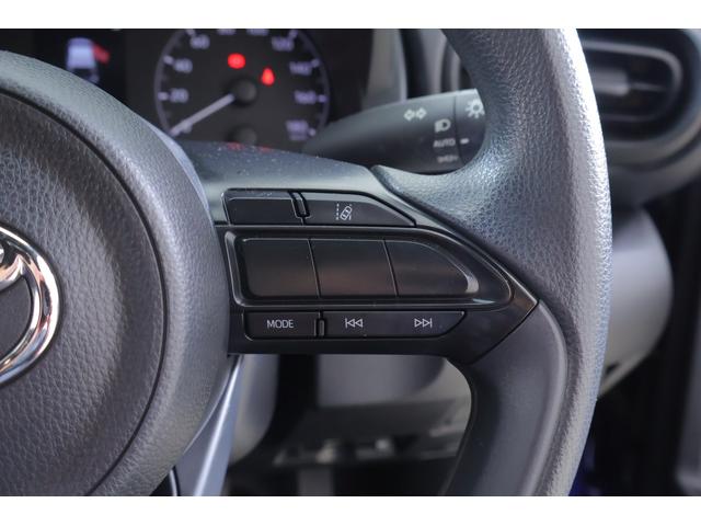 ヤリス Ｘ　衝突被害軽減ブレーキ　純正７インチＤＡ　バックカメラ　スマートキー　ＥＴＣ　車線逸脱警報　オートハイビーム　電動格納ミラー　先行車発進告知機能　Ｂｌｕｅｔｏｏｔｈ接続　横滑り防止装置（20枚目）