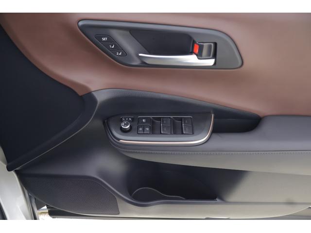 クラウンクロスオーバー Ｇレザーパッケージ　４ＷＤ　１２．３インチＤＡ　地デジＴＶ　全周囲カメラ　ＢＳＭ　衝突被害軽減ブレーキ　レーダークルーズ　車線逸脱警報　クリアランスソナー　ＥＴＣ２．０　本革　シートヒーター＆クール　ＡＣ１００Ｖー１５００Ｗ　前後ドラレコ　４眼ＬＥＤライト（40枚目）